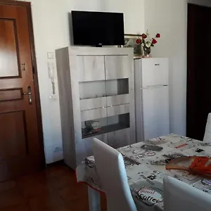 Appartement Da Debbydue, Pise